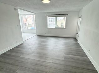 950 Quintara St APT 5, San Francisco, CA 94116