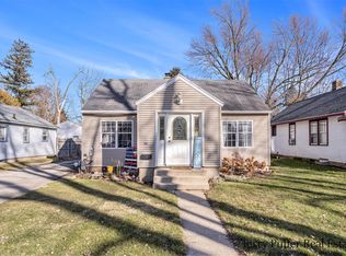 408 S 4th St, Sturgis, MI