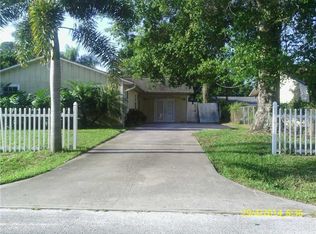 2945 1st St, Vero Beach, FL 32968