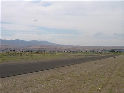 2nd image of 409 Airport Way SW