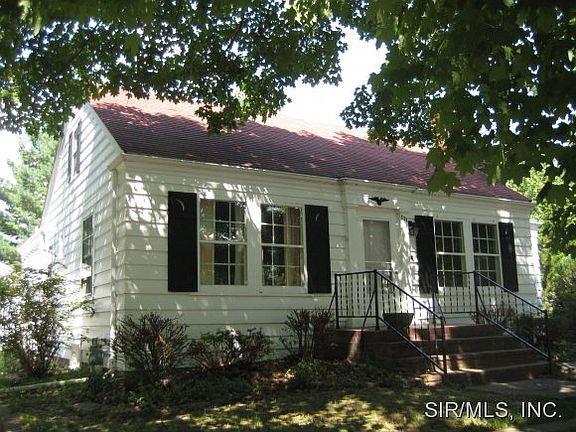 2nd image of 121 E South St