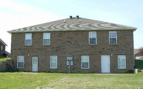 2nd image of 830 Cobbler Ln E