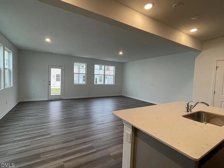 249 Lily Patch Ln — Photo 6