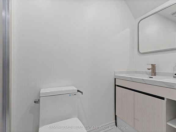 5th image of 886 Fowles Ct