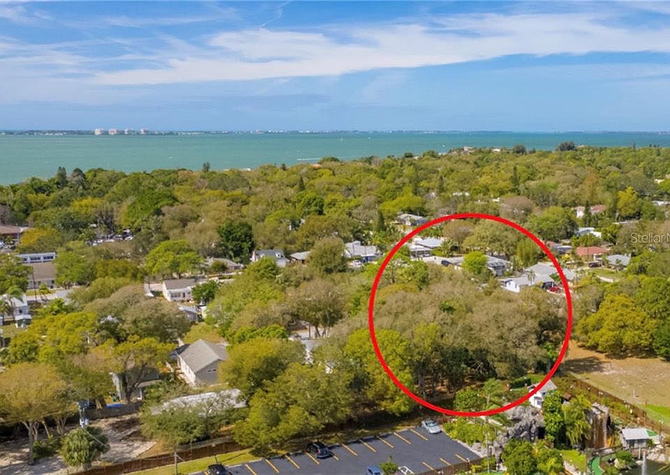 1st image of 3834 Iroquois Ave