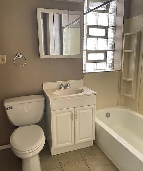 5314 N Winthrop Ave #3E — Photo 12