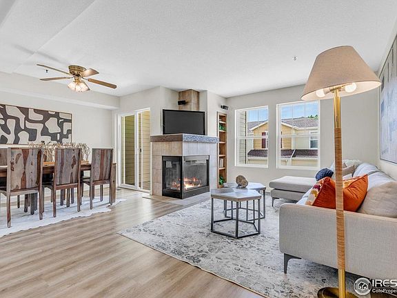 4th image of 3860 Colorado Ave #C