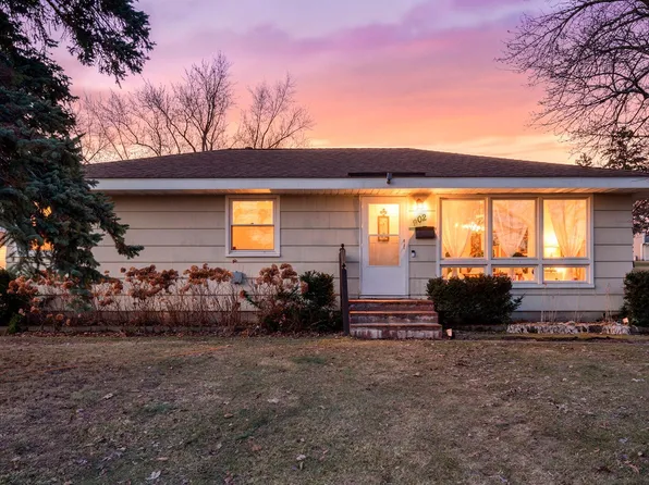 902 7th Ave E, Shakopee, MN 55379