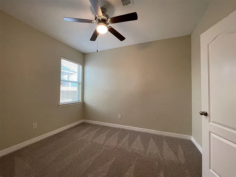 5811 Ranch Riata Ct — Photo 20