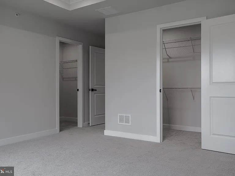 6 Foxwood Dr — Photo 25