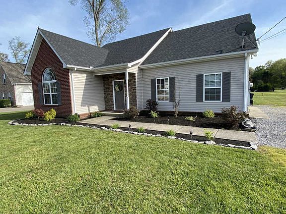 2nd image of 127 Centerrock Dr