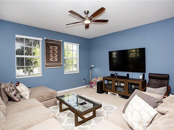 4th image of 9045 Aspen Hollow Pl