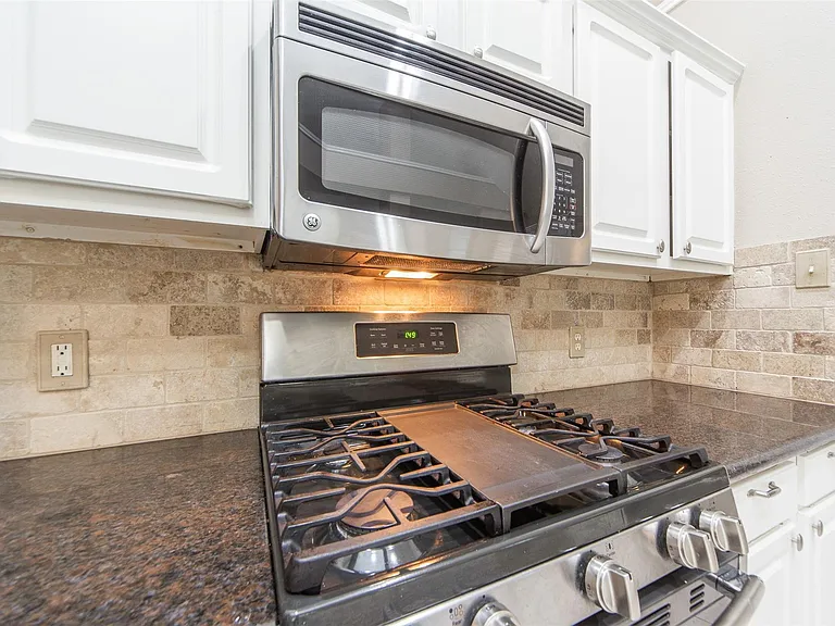 3114 Glenwood Dr — Photo 17