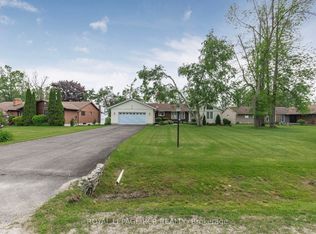 5 Park Ln, Ramara, ON L0K1B0