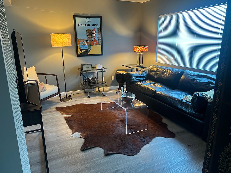 2nd image of 401 Brooks St #B