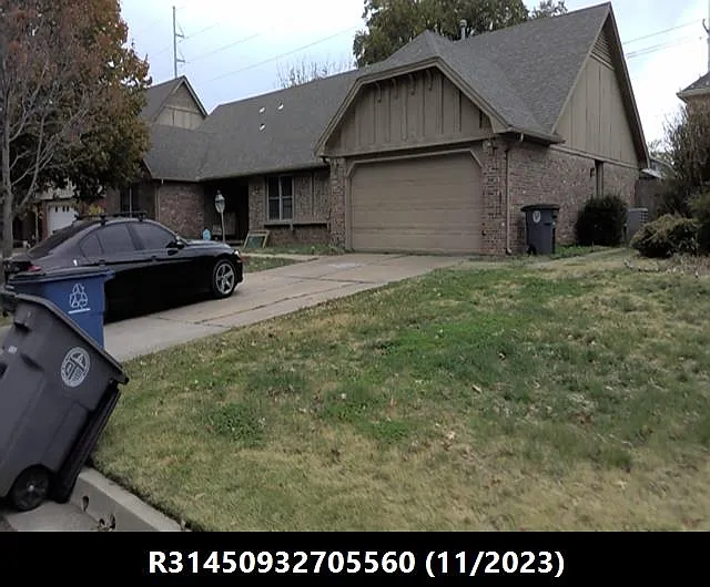 4736 S Hudson Pl E — Photo 1