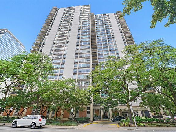 2nd image of 1255 N Sandburg Ter Unit 206