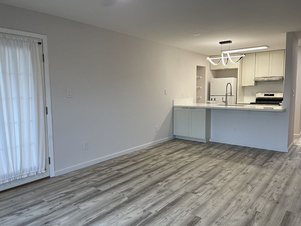 1st image of 33 Waiaka Ln #106-1-1