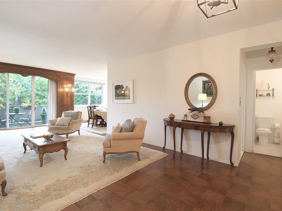 1st image of 1 Kensington #304