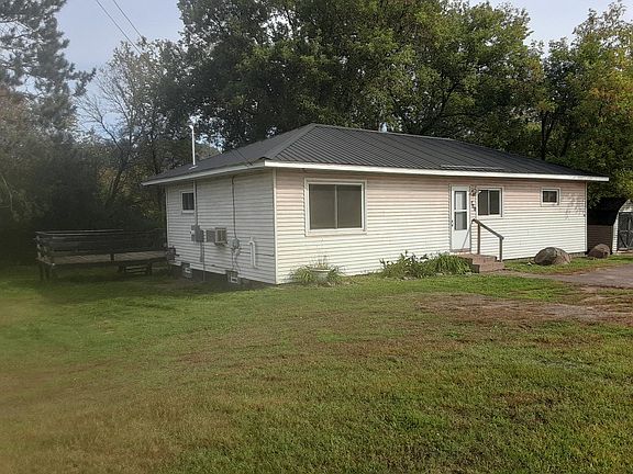 3rd image of 700 E Lead St
