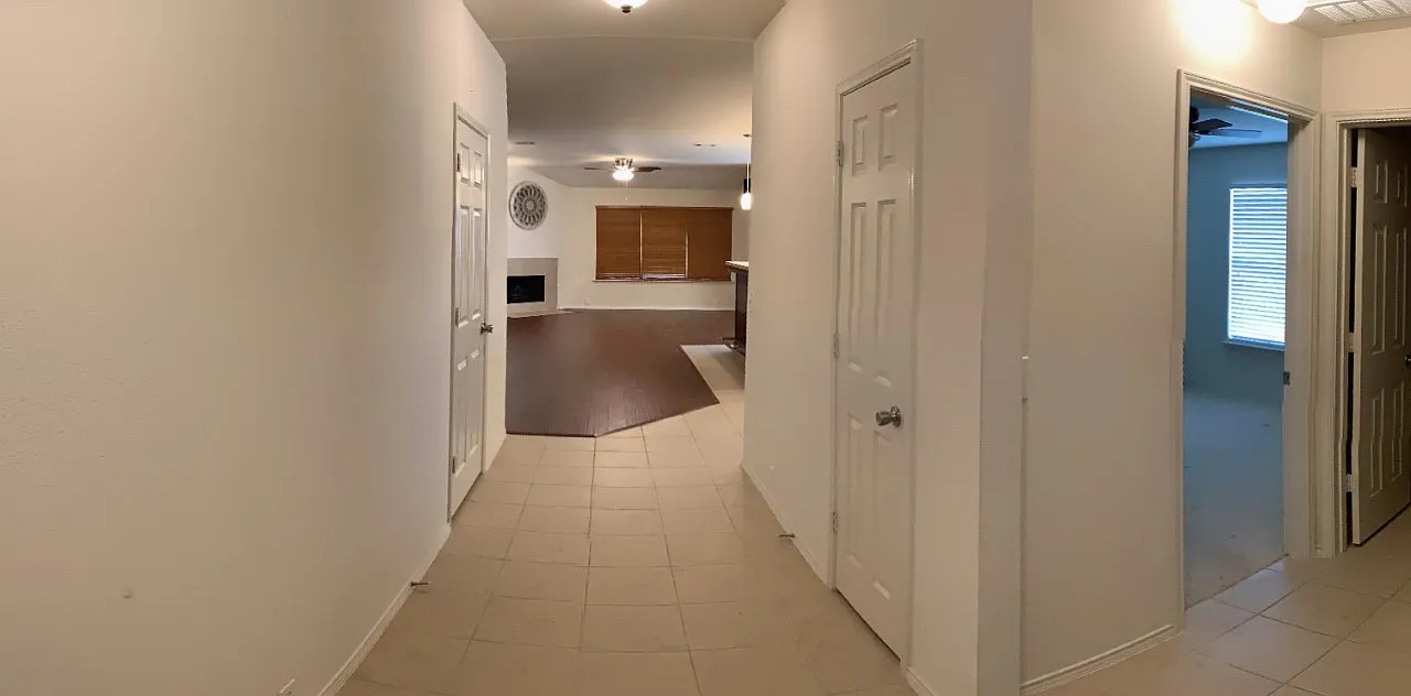 3 bed, 1784 sqft, $2,100 — Photo 3