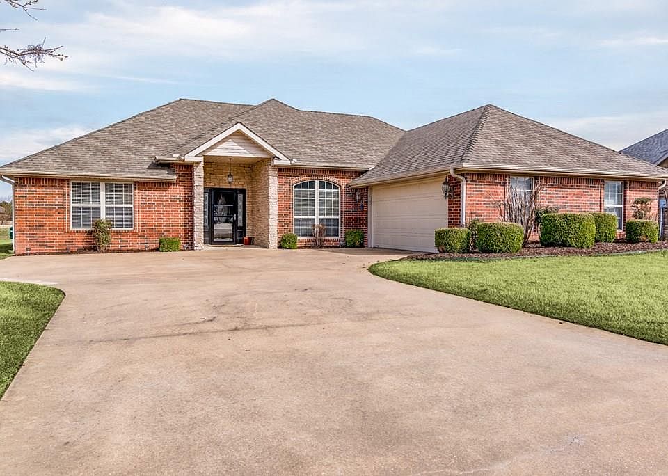 1st image of 11199 Bear Dr