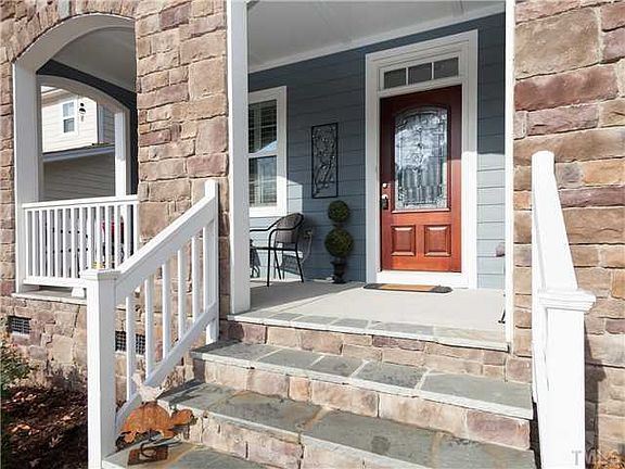 3rd image of 136 River Pine Dr