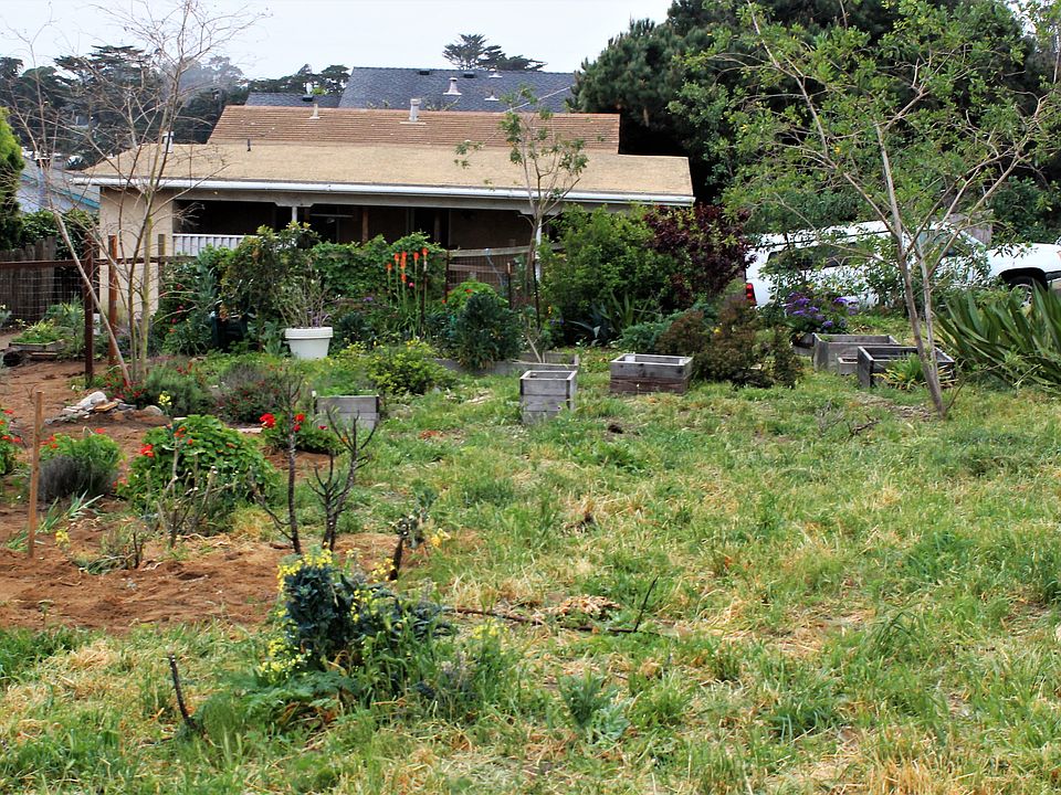 1st image of 829 Ramona Ave