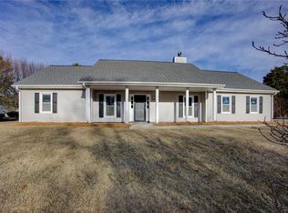 4100 Fox Chase Dr, Loganville, GA 30052