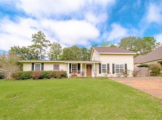 705 Maxwell Ave, Daphne, AL 36526