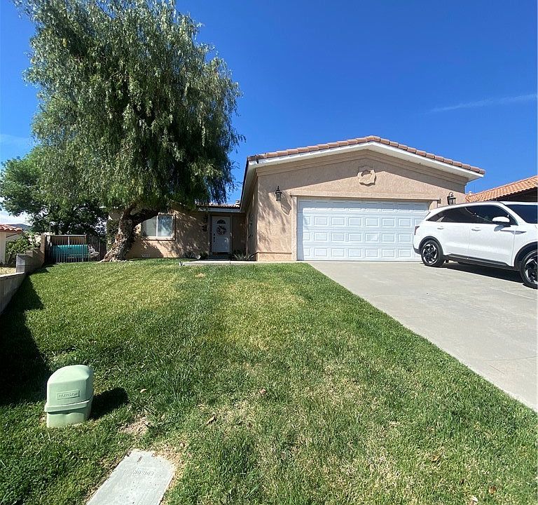 1st image of 39674 Baldi Ct