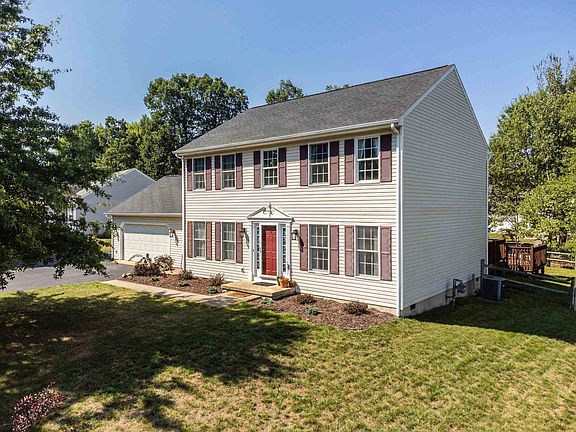 4th image of 17 Seminole Cir