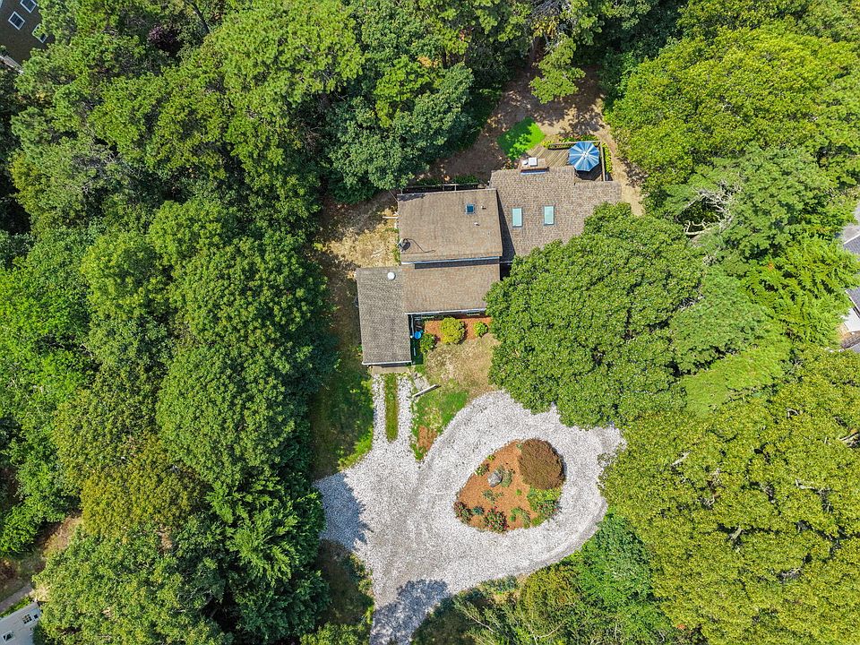 1st image of 10 S Pond Drive