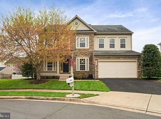 14220 Ladderbacked Dr, Gainesville, VA