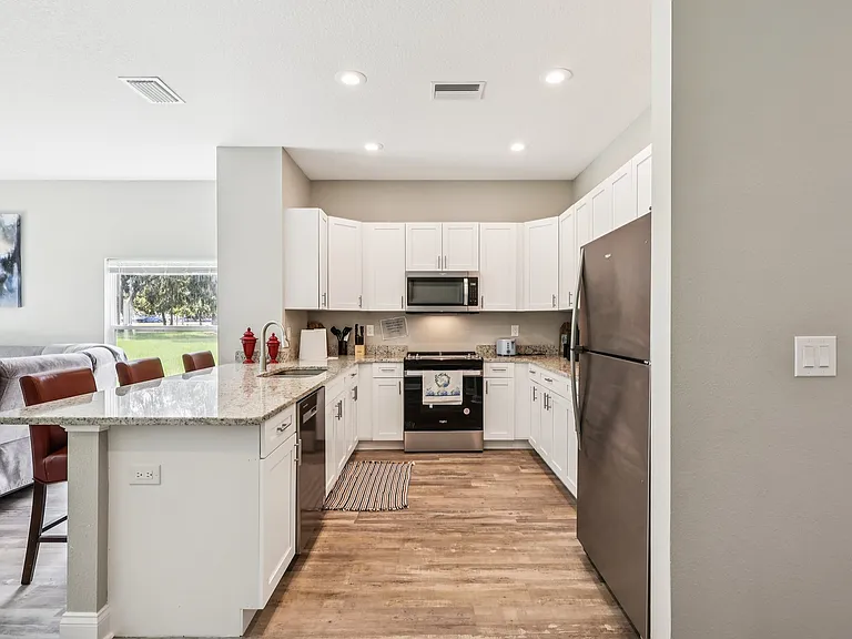 1108 Fox Lake Dr — Photo 18