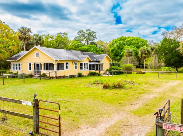 3531 Eleven Mile Road, Fort Pierce, FL 34945
