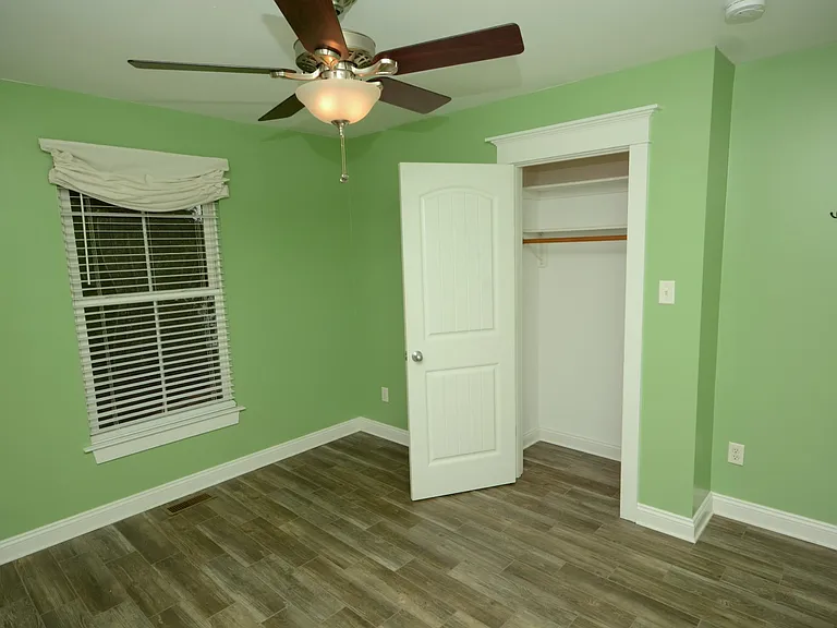4116 Pretty Lake Ave — Photo 68