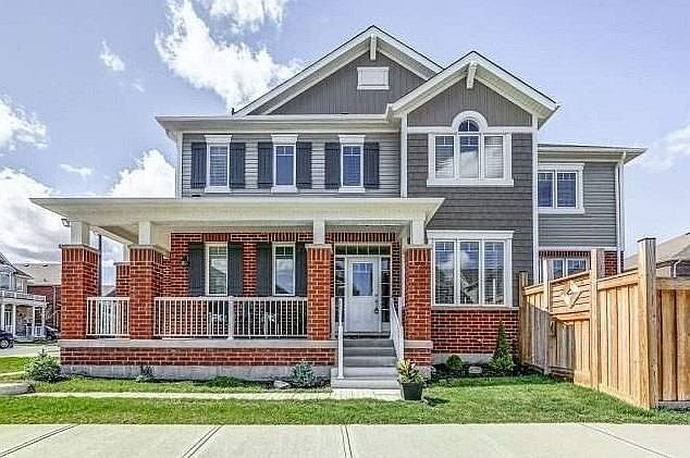 2nd image of 939 Penson Cres