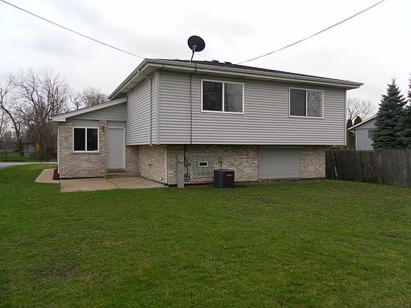 2nd image of 1912 W 142nd St