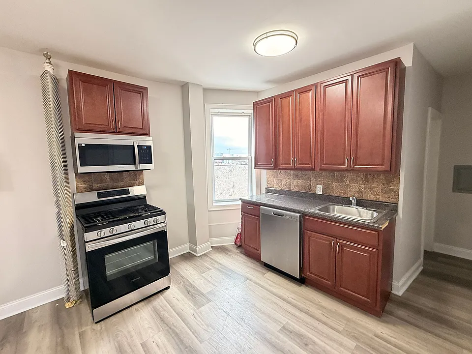 6119 Park Ave #52E