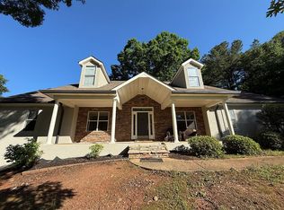 31 Dundee Pl, Sharpsburg, GA 30277