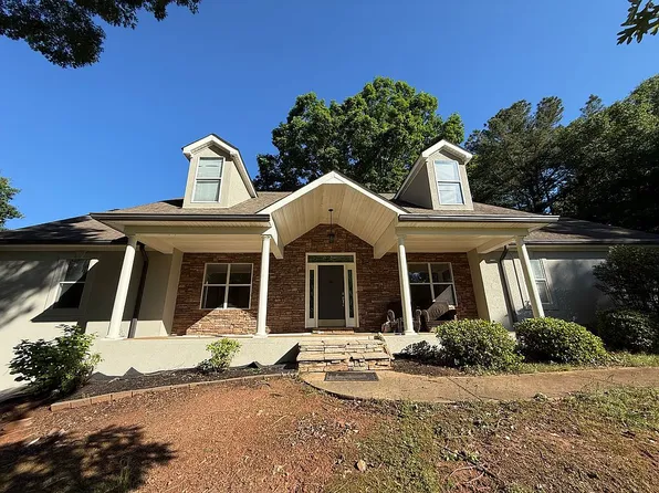 31 Dundee Pl, Sharpsburg, GA 30277