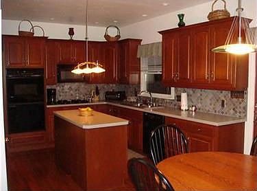 2nd image of 106 Aragon Pl