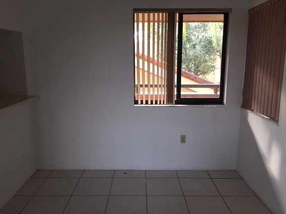 3rd image of 15489 Miami Lakeway N APT 306-3