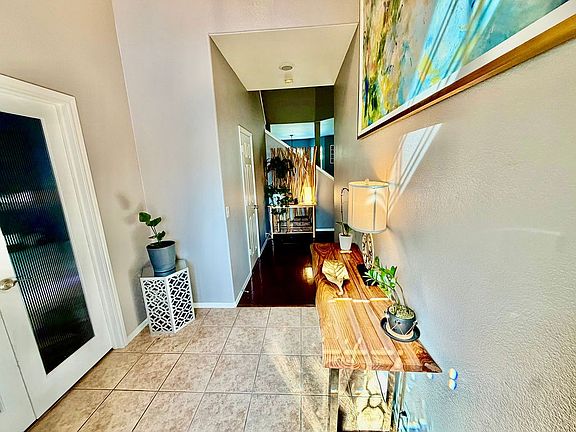 5th image of 8101 Mansanillo Ct