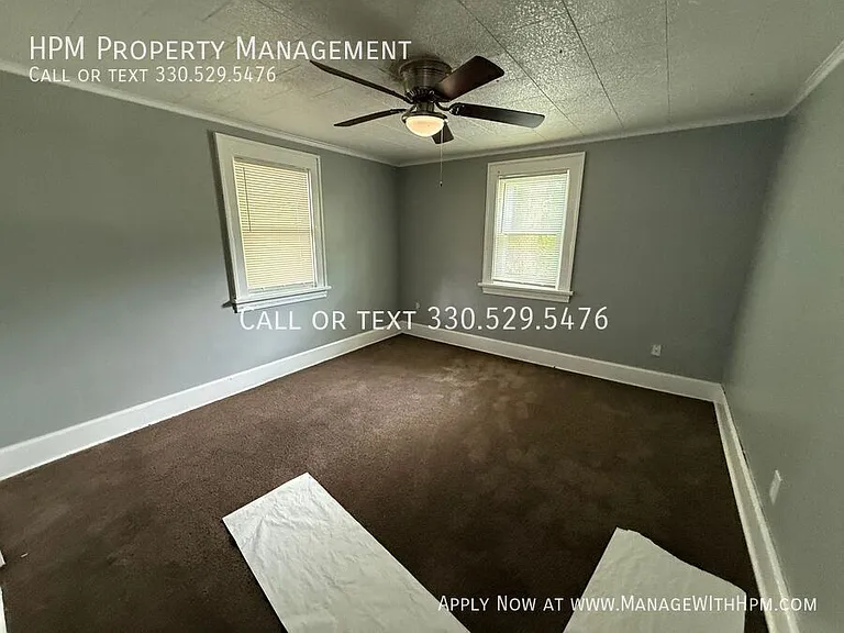745 Noble Ave — Photo 11