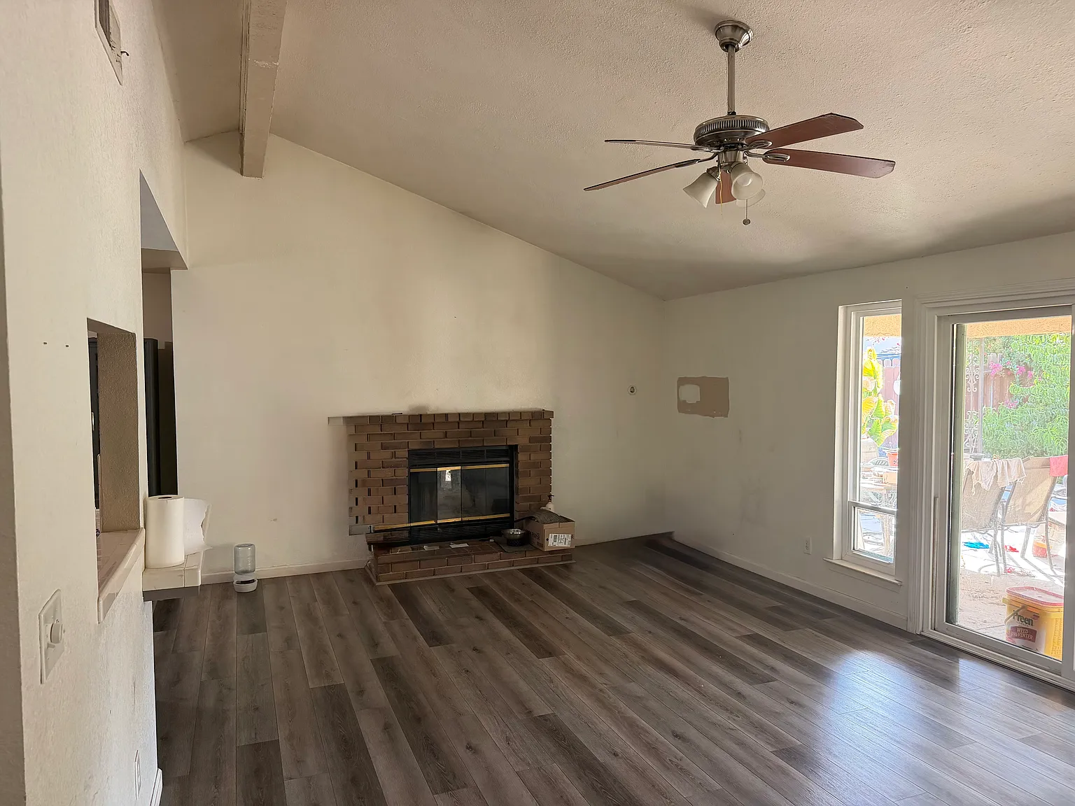 3 bed, 1460 sqft, $2,500 — Photo 4