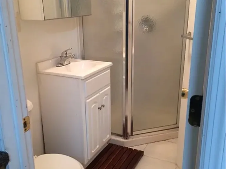 91 Baxter St #3R — Photo 4
