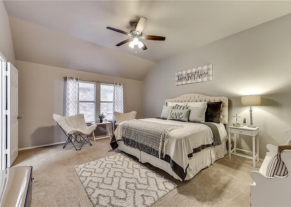 1st image of 518 Pear Dr