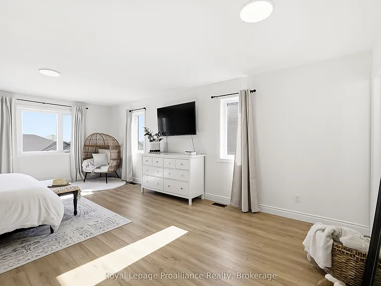 35 Rabbit Rd — Photo 23